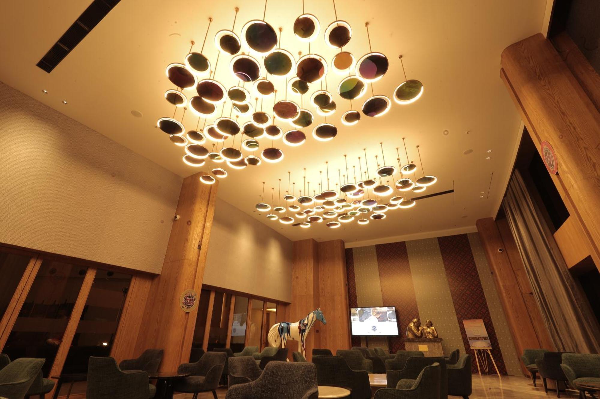 The World Surat Hotel Exterior foto